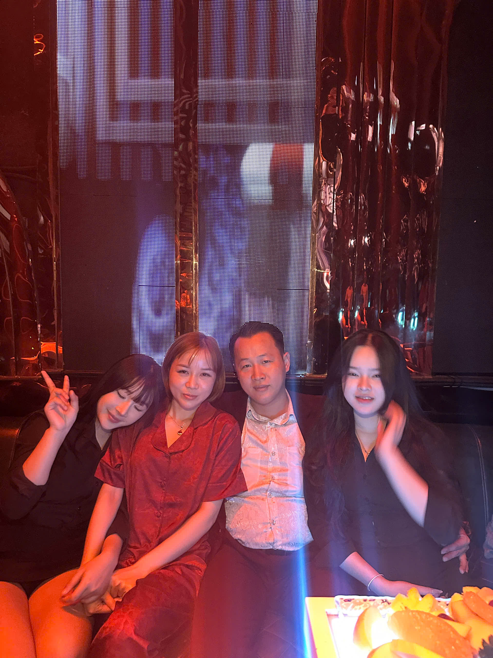 empire club quận 1